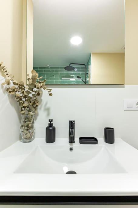 New Suite Reformada Con Excelente Ubicacion Seville Ngoại thất bức ảnh